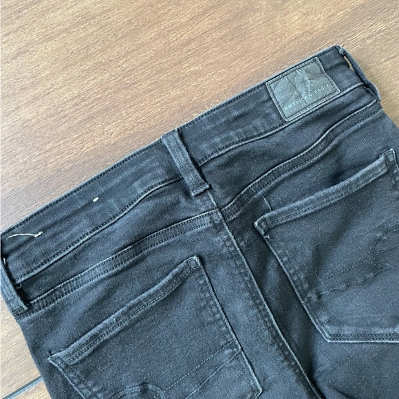 American Eagle distressed Hi Rise denim jeggings, size 4 - Picture 4 of 6